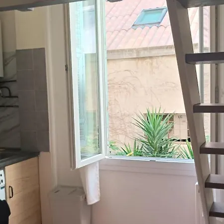 Joli Proche Tram Et Au Calme * ニース