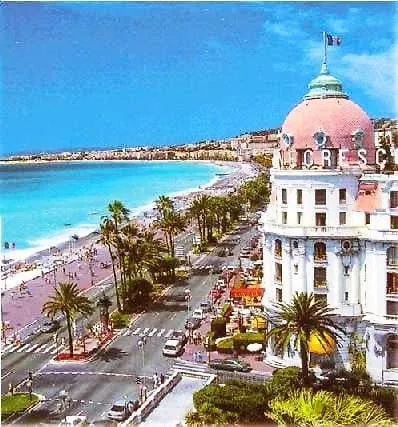 Joli Proche Tram Et Au Calme Daire *