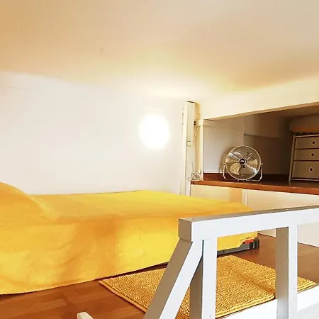 Joli Proche Tram Et Au Calme Appartement